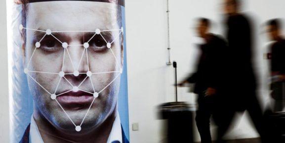 商汤科技:侦测伪造人脸的基准测试